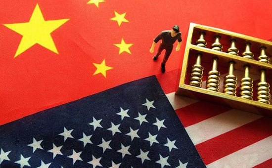 美联储降息推高金银价格创新高 美股市低开待观察